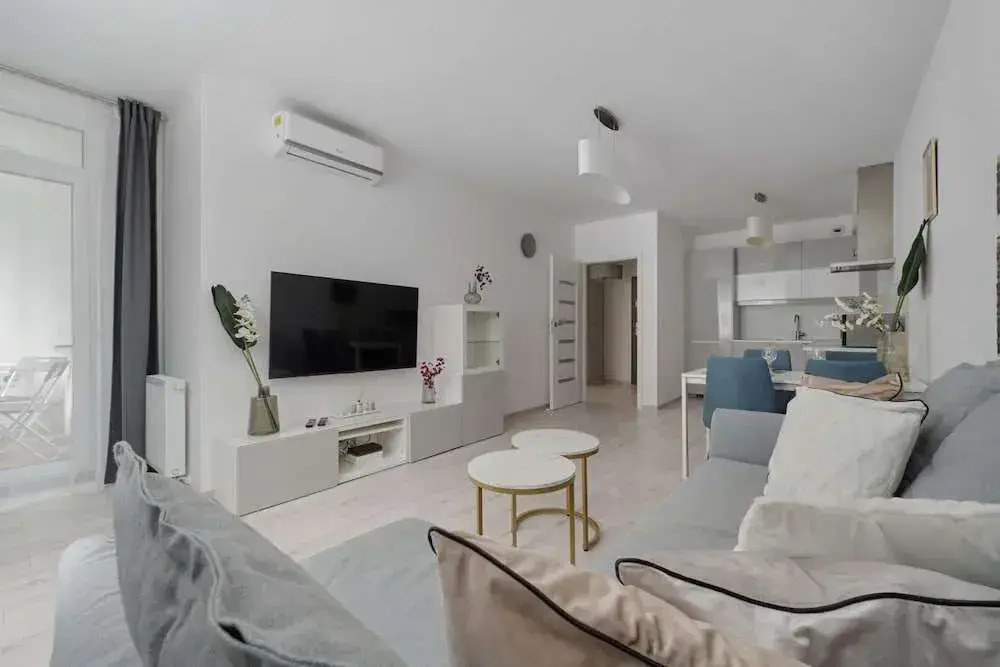 GWIAźDZISTA APARTMENT BY RENTERS