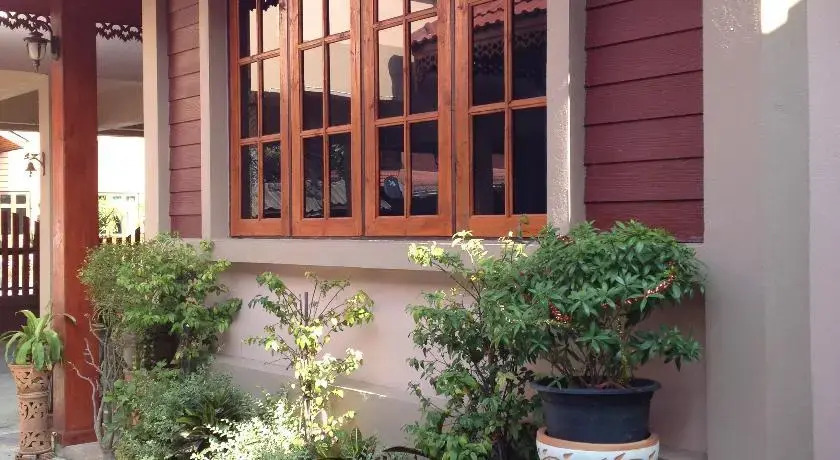 Chok-wasana Guest House