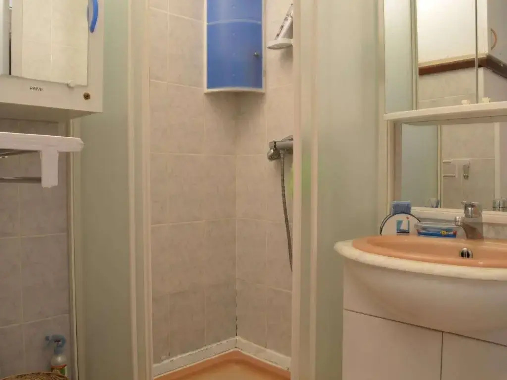 Appartement Argelès-sur-Mer, 1 pièce, 4 personnes - FR-1-225-23