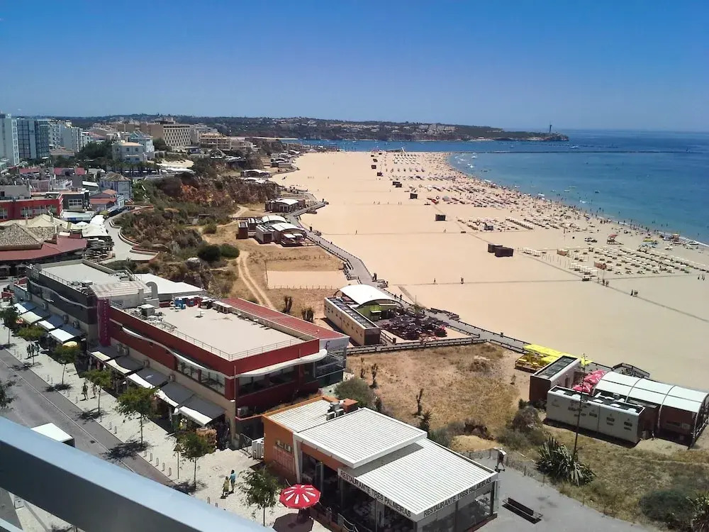 Apartment with 2 Bedrooms in Portimão, with Wonderful Sea View, Shared Pool, Enclosed Garden - 150 M From the Beach