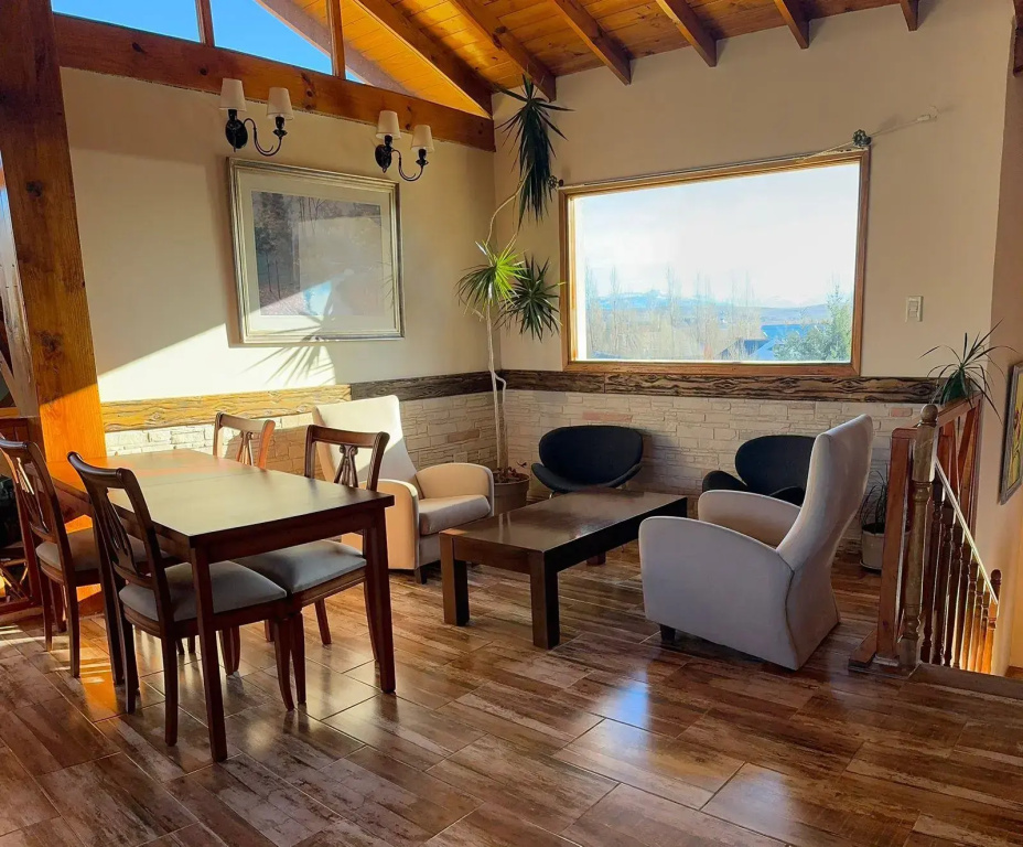 Hotel Picos Del Sur