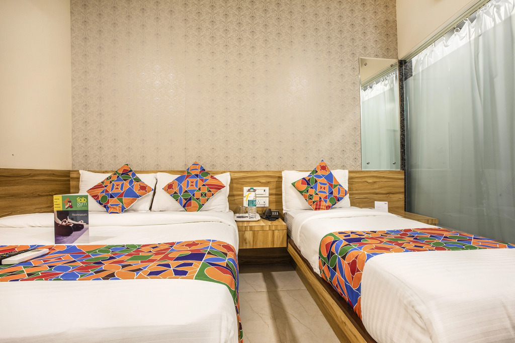 FabHotel Marol Metro