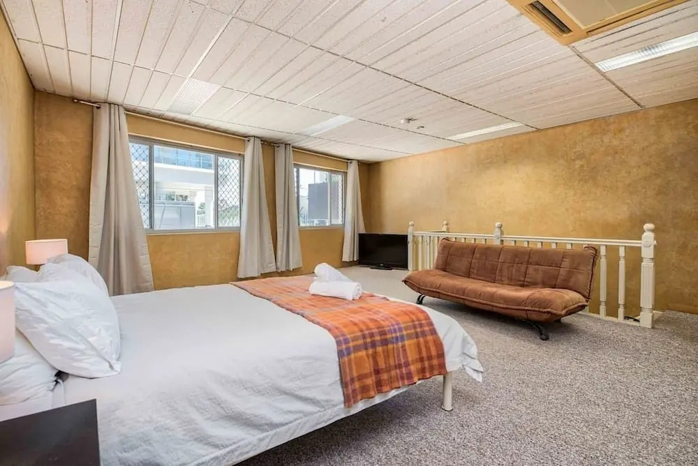 Conveniently Located Studio In Surfers Paradise