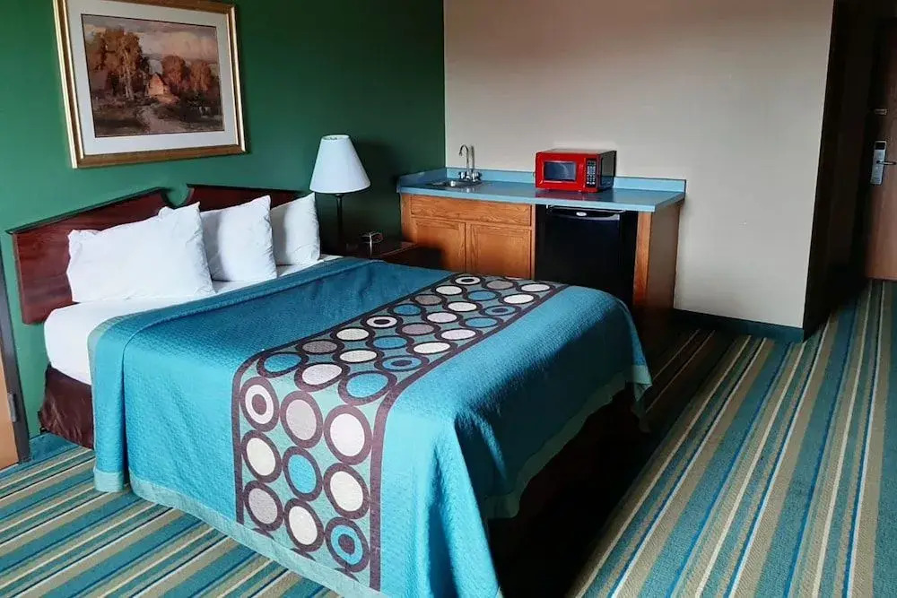 Asteria Inn And Suites