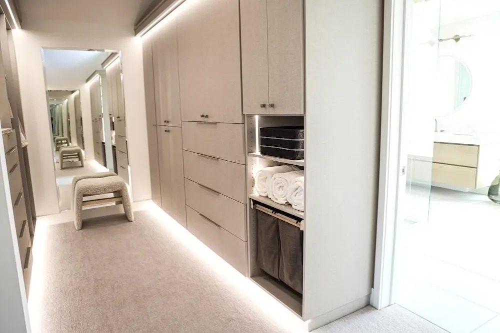 Wonderland Estate 6 Bedrooms PAS-2680 by KBM
