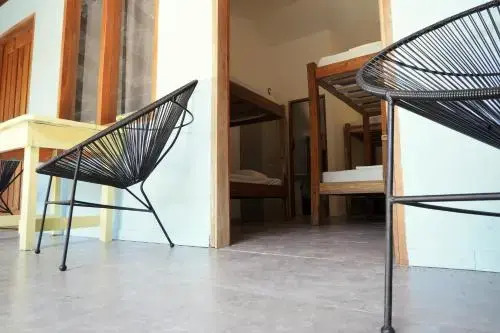 Cabinas Playa Surf Hostel