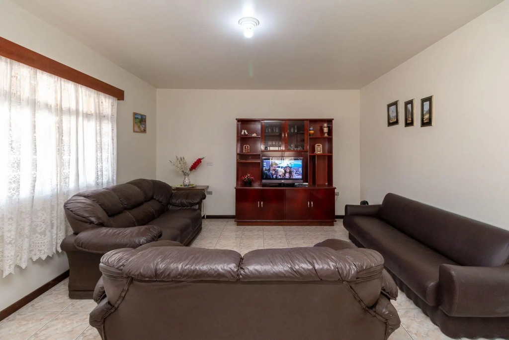 Aluguel Casa 2 Quartos Para 8 Pessoas Bombas/sc