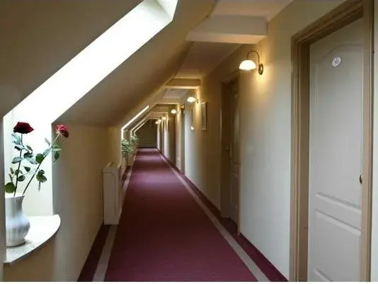 Old Lake Golf Hotel