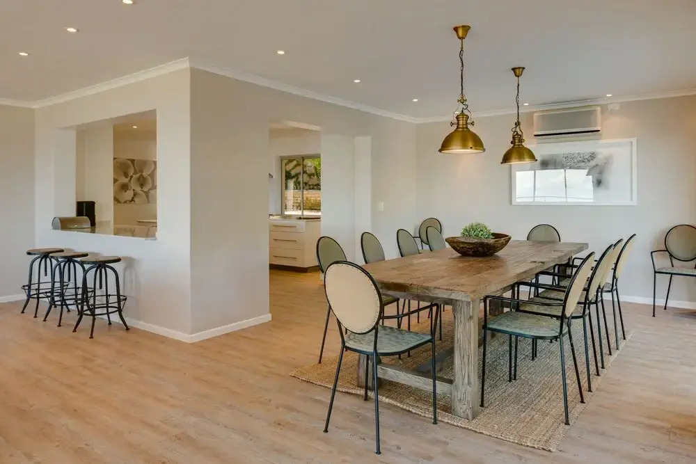 15 Woodford