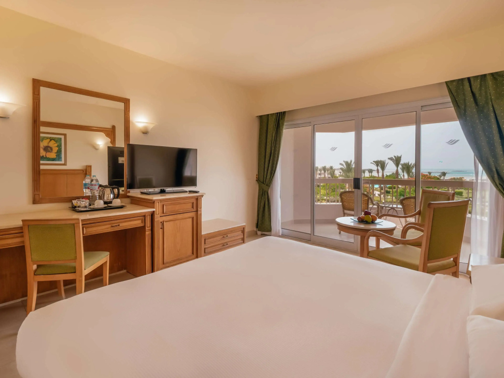 Hurghada Long Beach Resort