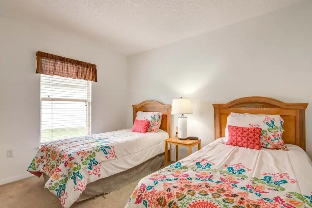 Virginie's Clear Creek 5 Bedroom Home