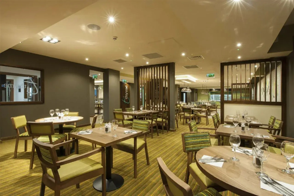 Отель Premier Inn London Holborn