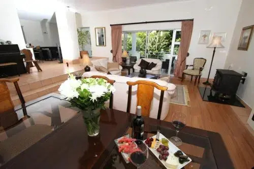 4A King B&B