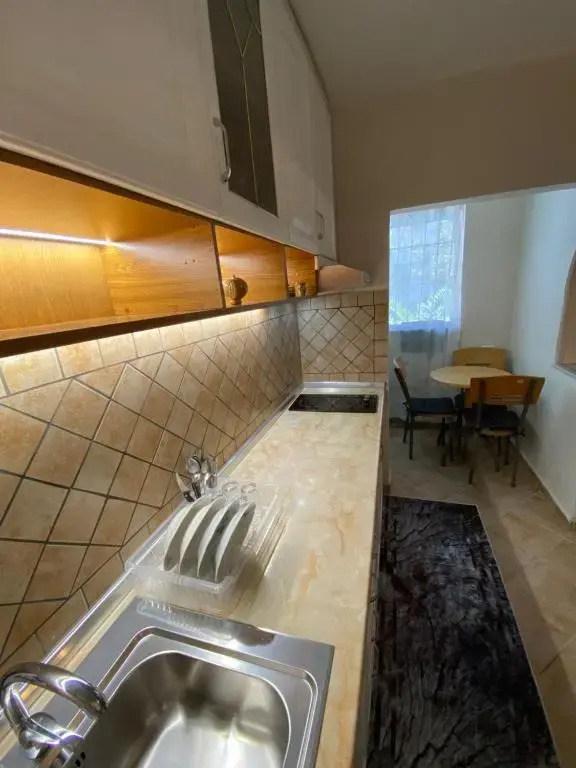 Lucas Apartment 2
