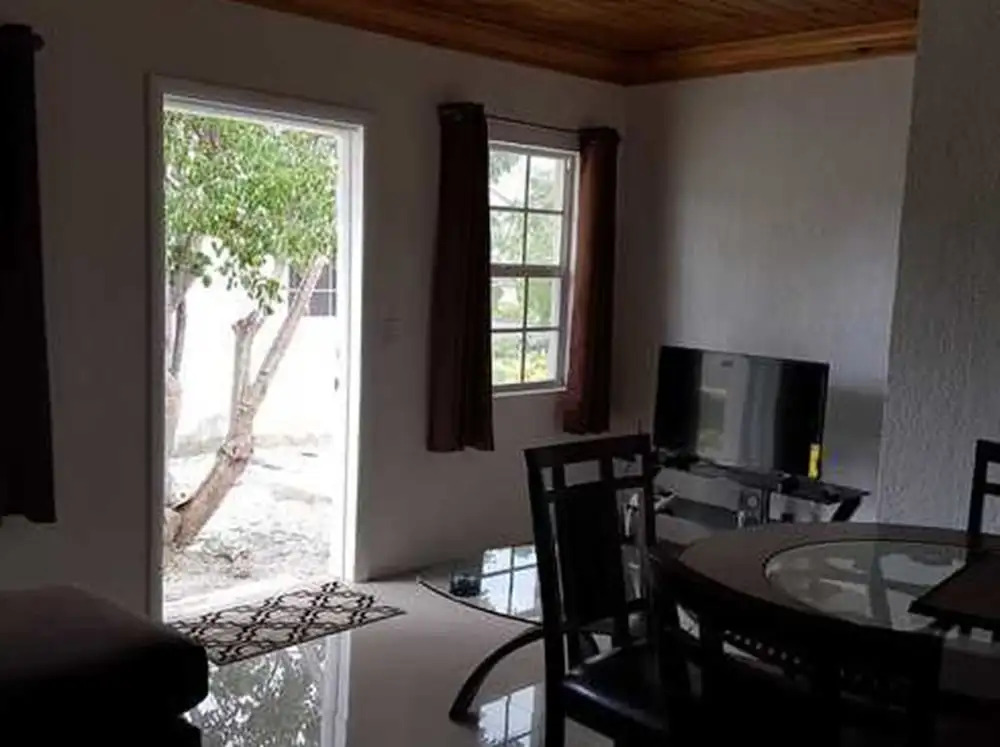 Hill Top Suites