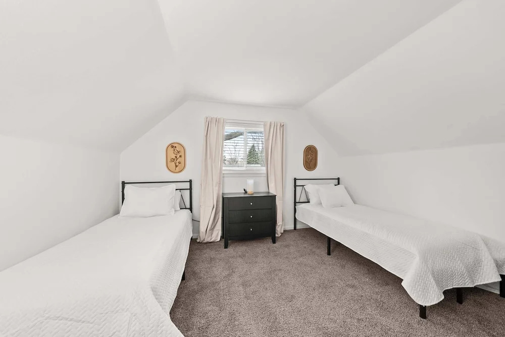 Grand North Retreat 4bdr Stay