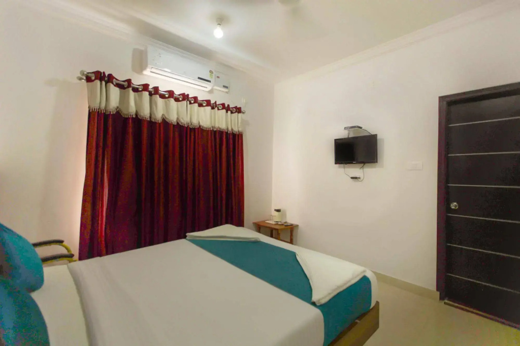 OYO 373 Hotel Grand Inn