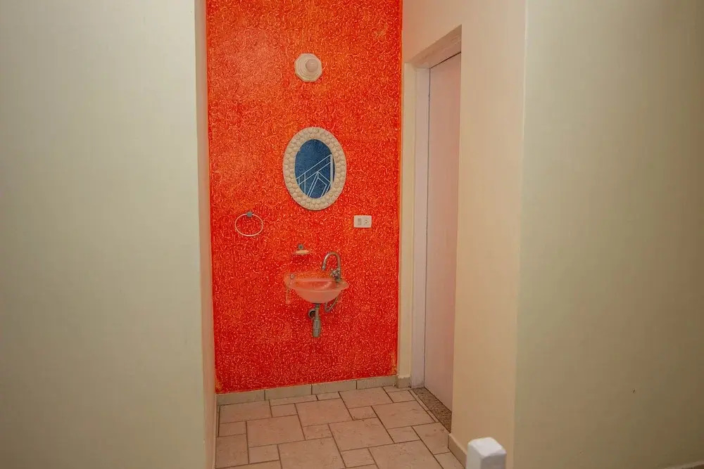 Casa ampla em Bertioga - 2 min. da praia