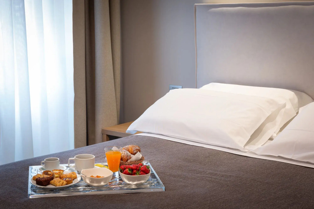 HNN Luxury Suites
