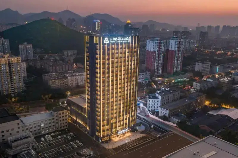Grand Skylight Hotel Sdp