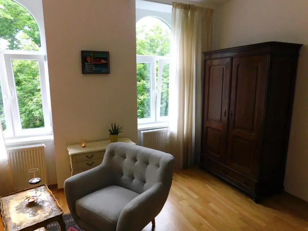 ruhige, ganze Wohnung SISSI in Zentrumsnähe