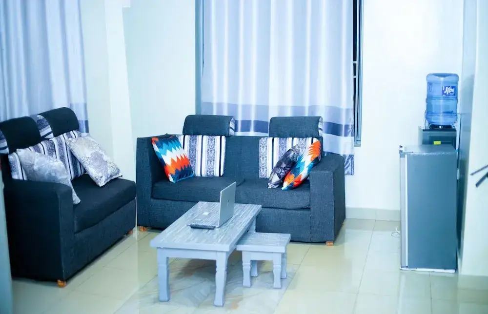 Inviting 6-bedrooms Apartment in Kigali