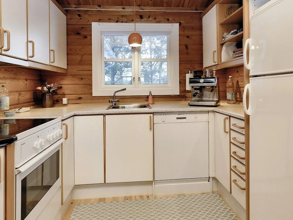 6 Person Holiday Home in Albaek