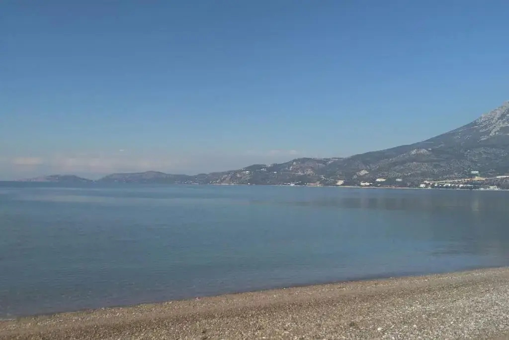 IRIDA 2Br Apartment with amazing sea view.