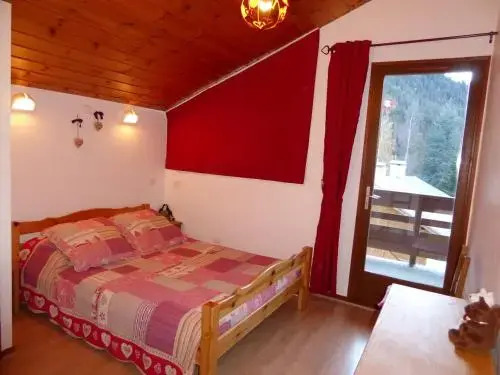 Duplex ensoleillé à Champagny-en-Vanoise - Balcon et terrasse - Proche commerces et télécabine - FR-1-464-1