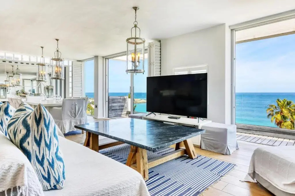 White Cliffs Penthouse