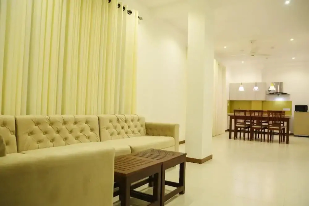 Apna Colombo