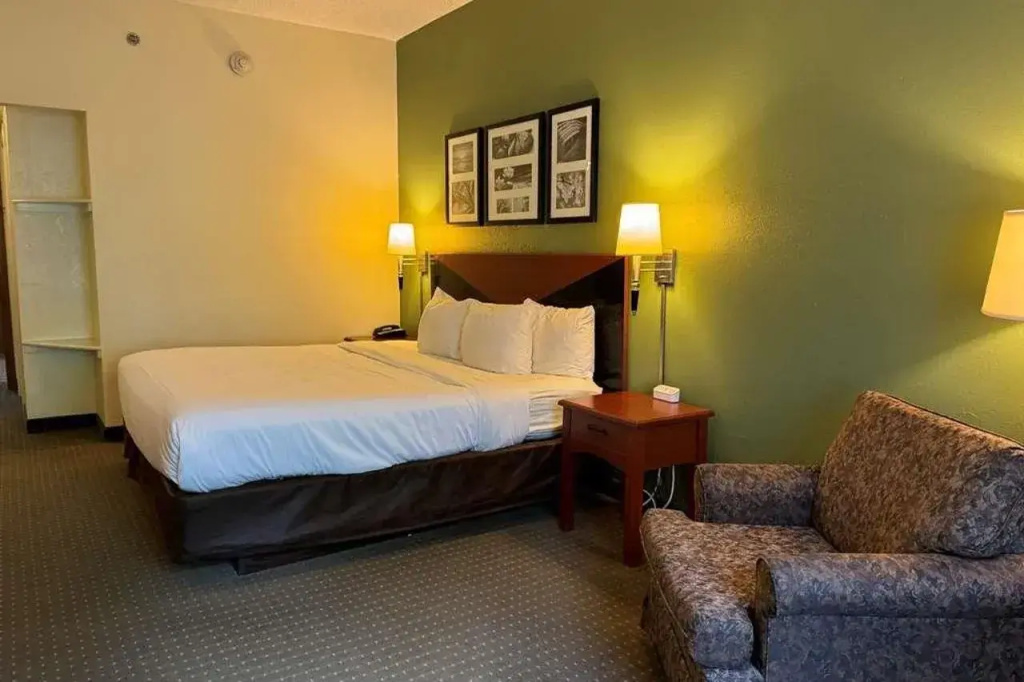 Sleep Inn & Suites Airport
