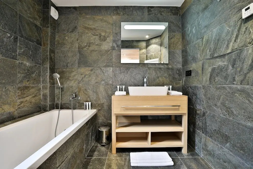 Black Stone Chalet