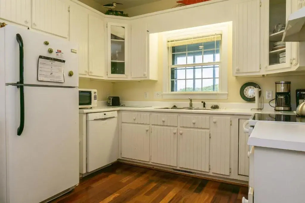 Beaching & Griping by Oak Island Accommodations