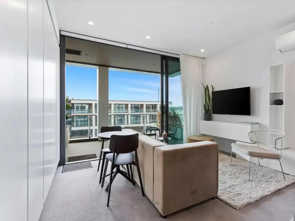 Sleek Modern Studio with Balcony by Zodiak Stays