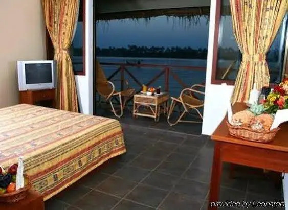 Emarald Island Floating Resort, Alleppey