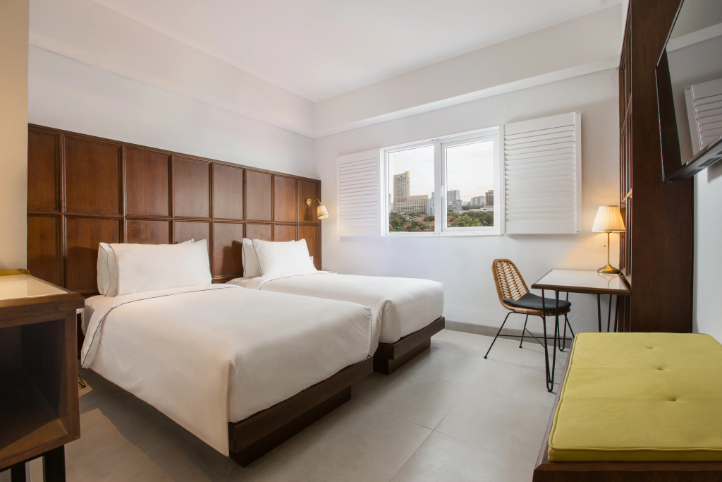 Kampi Hotel Tunjungan - Surabaya