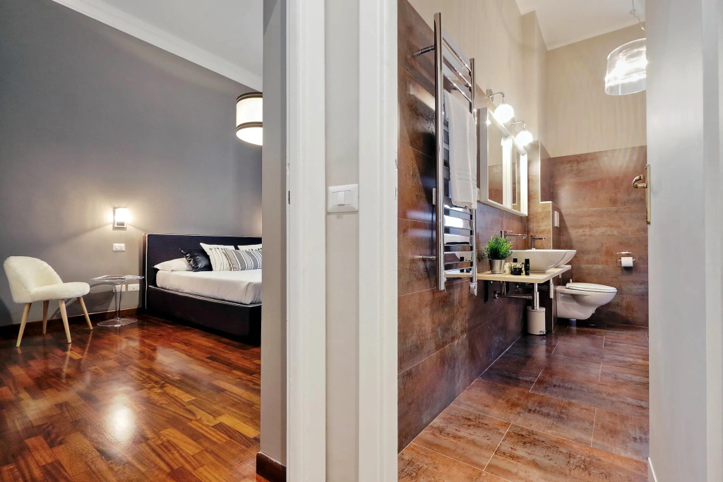 Rm-h501-pale6d2 Monti Apartments - M8