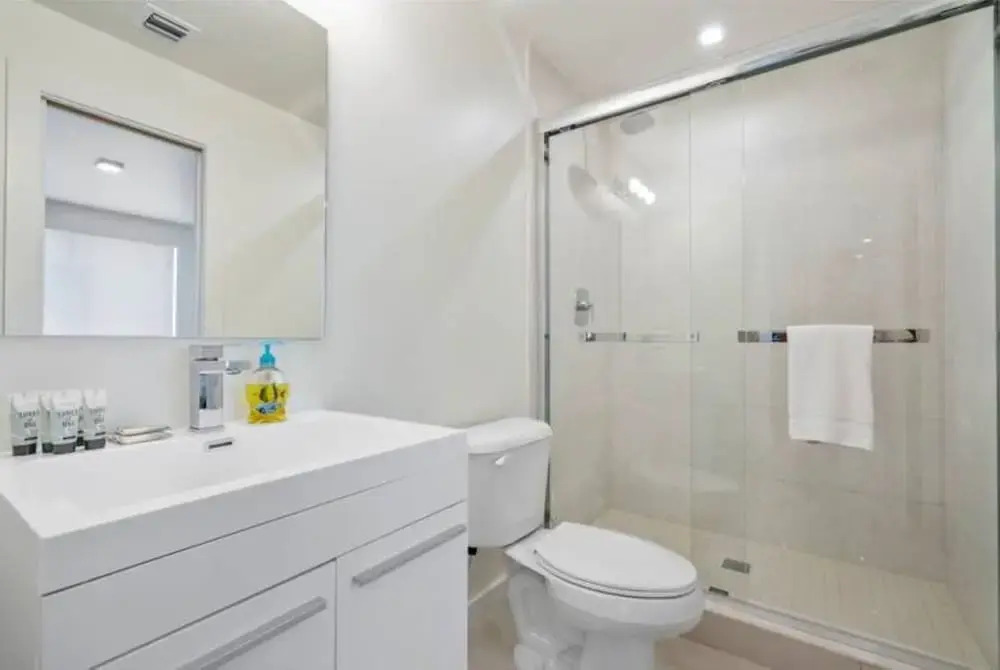 Miami Suite 201