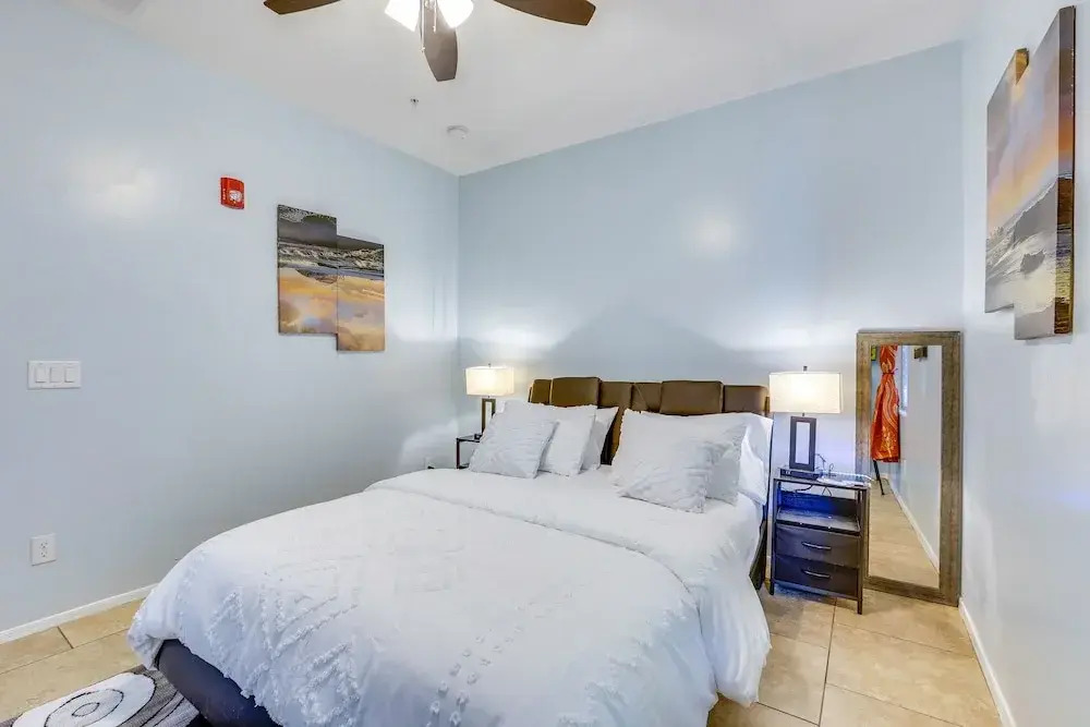 Furnished Patio! Retreat 12 Mi to Dtwn Phoenix