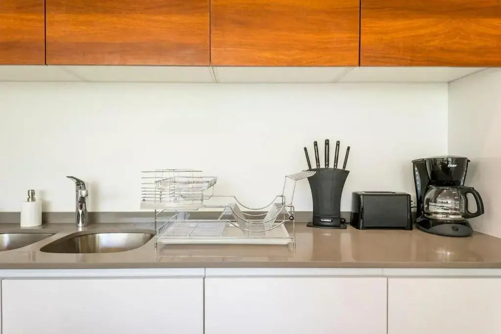 BÄAK- A205-Stylish 2BD with 360 infinity pool and sunset view WiFi