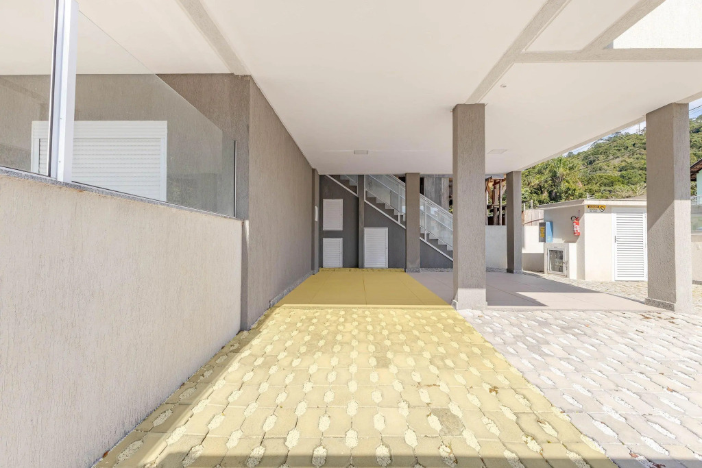 Agravável Apartamento a Poucos Minutos da Praia