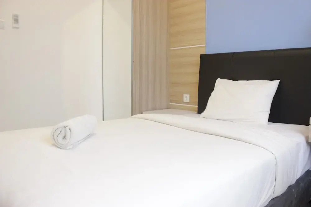 Minimalist Studio Semi Apartment at The Lodge Paskal near BINUS University