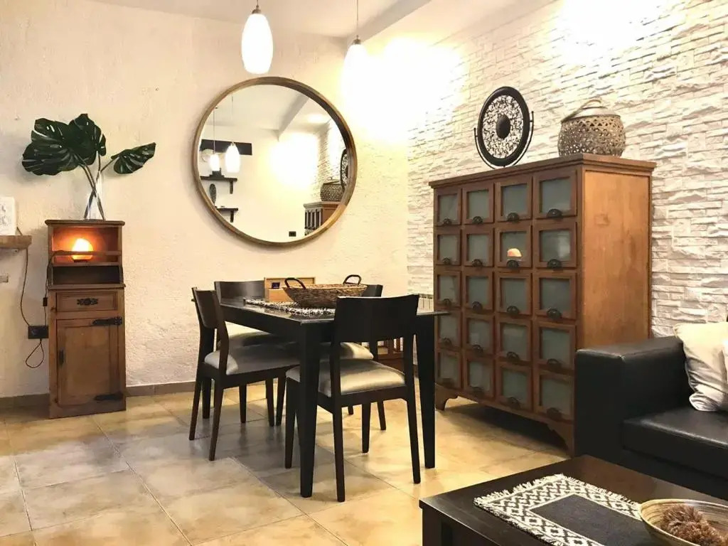 Mona Suites