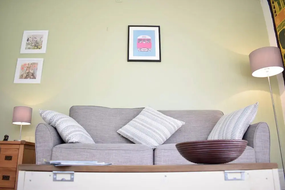 1 Bedroom Apartment near Park in South West London