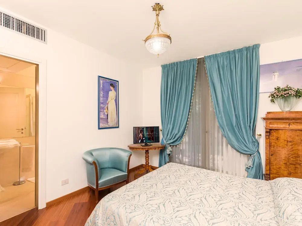 Stunning Villa in Badia Al Pino with Swimming Pool