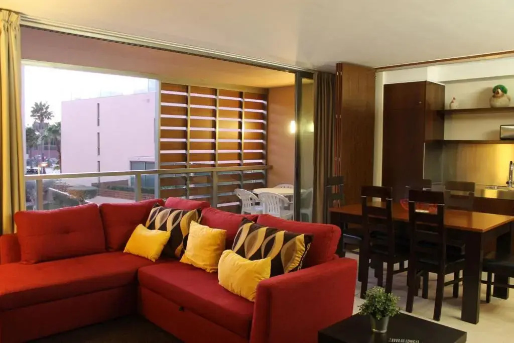 Herdade dos Salgados 2 Bedrooms T2-12A-1D is located next to the entrance of Vila das Lagoas Albu
