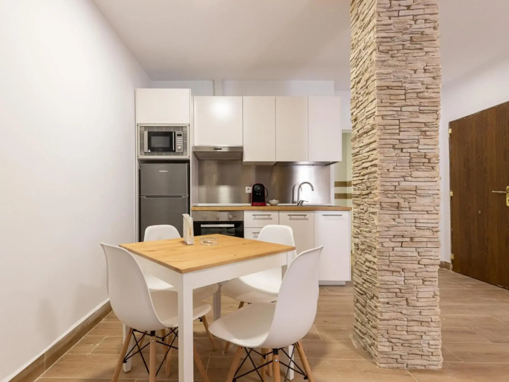 CERVANTES Apartment 21 1BT 1BR