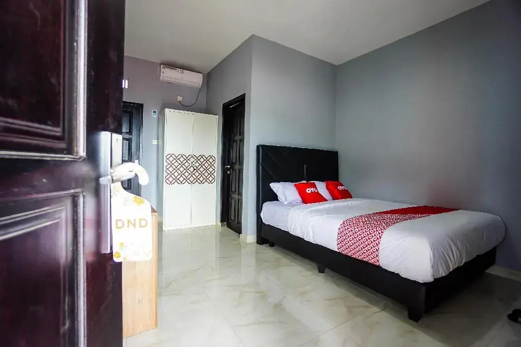 OYO 1680 Hanna Residence