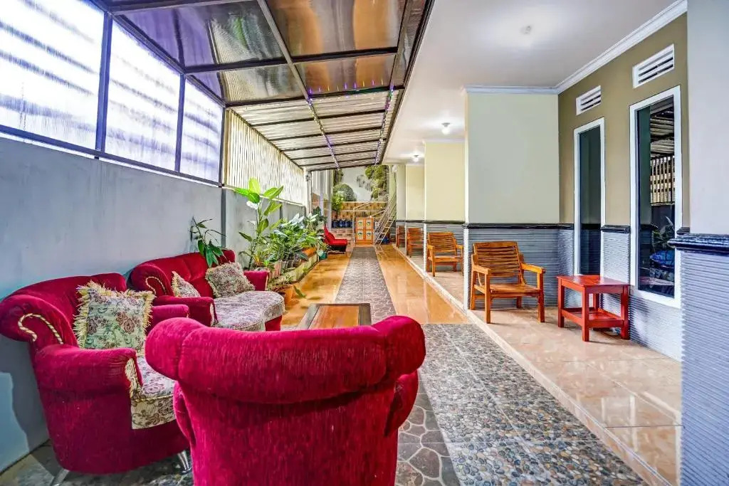 Lancar Homestay Syariah near BNS Mitra RedDoorz